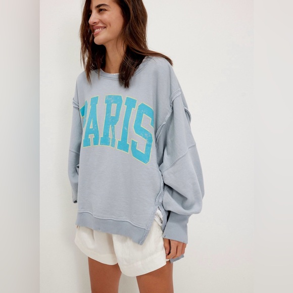 We The Free Tops - NWT We The Free Graphic Camden~ Paris